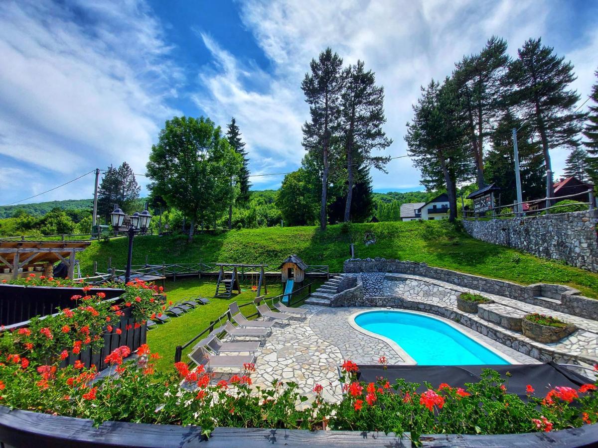 مبيت وإفطار جيزيرسي Plitvice Etno House II المظهر الخارجي الصورة