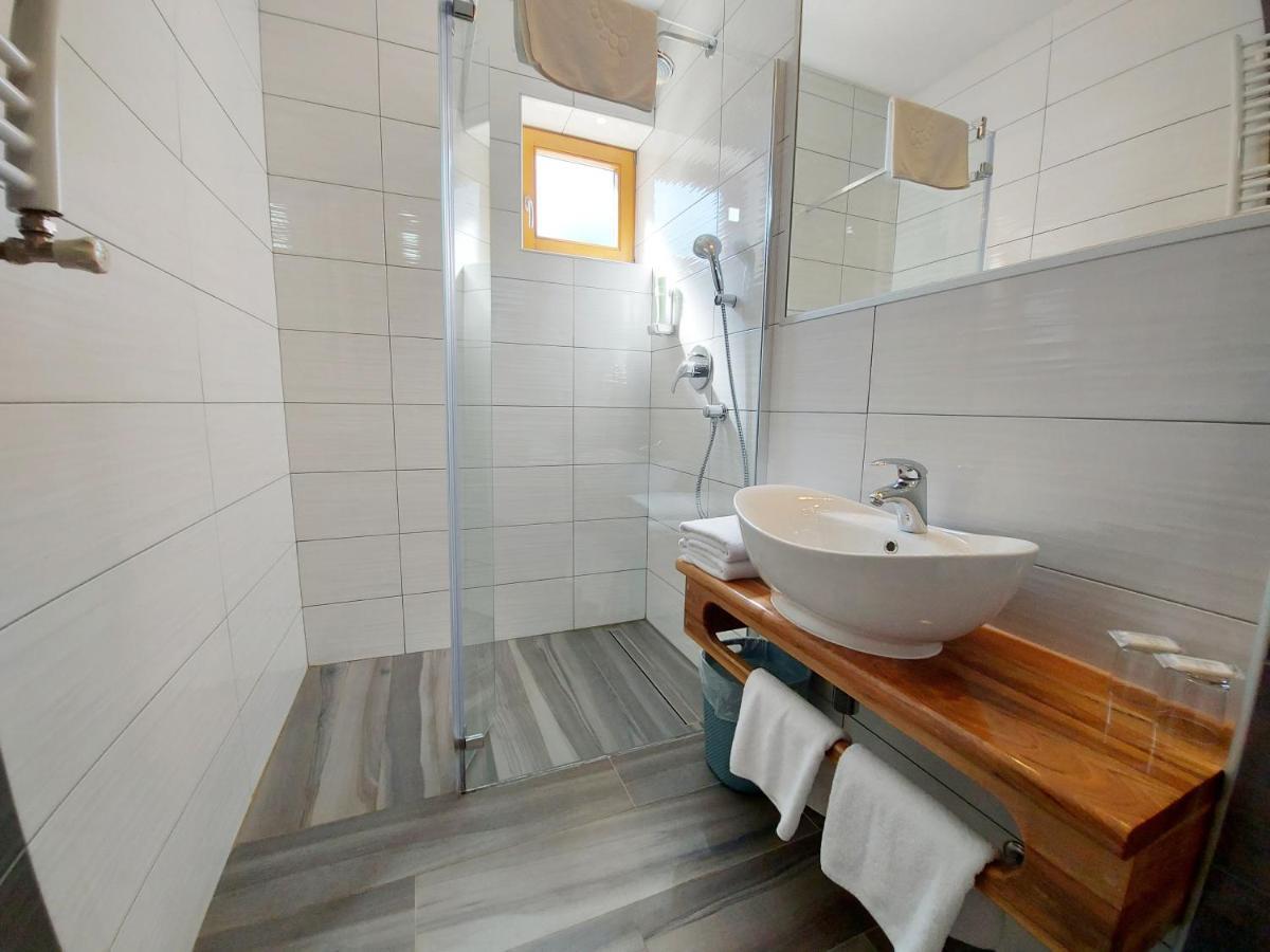 مبيت وإفطار جيزيرسي Plitvice Etno House II المظهر الخارجي الصورة